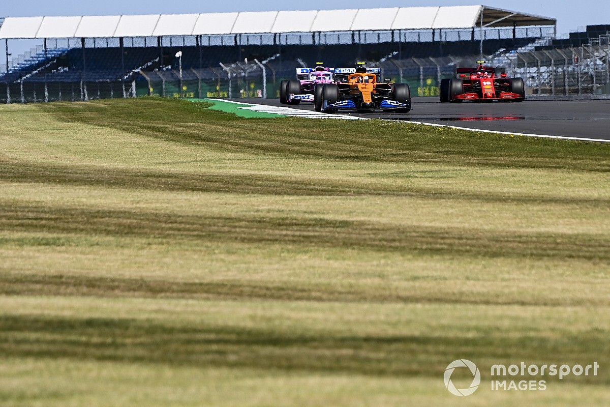 GP del 70º Aniversario- Norris sorprende tras los Mercedes en la FP3