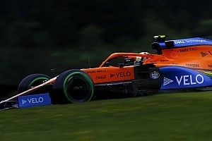 Brown nagy forma, élő műsorban adta át a koronaherceget Norrisnak (videó)