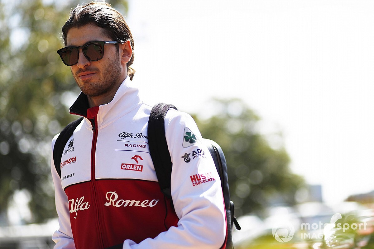Giovinazzi comenta sobre a possibilidade de três GPs na Itália: "Seria muito legal, sou um grande apoiador"