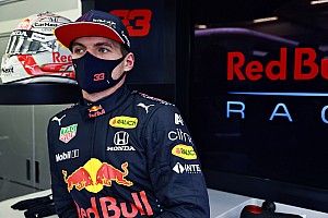 Verstappen: "Mercedes bizi bilerek favori göstermeye çalışıyor"