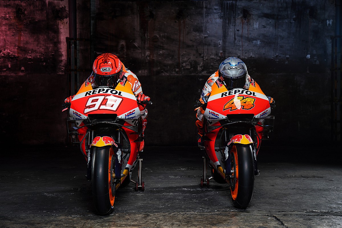 Honda 2021 MotoGP motosikletini tanıttı, Marquez tanıtımda yer aldı