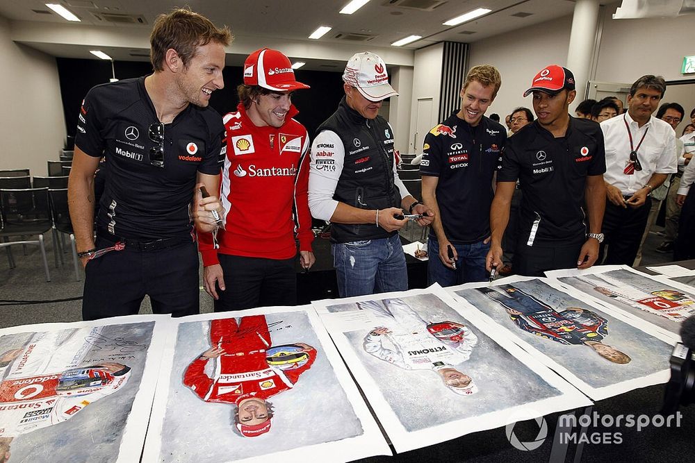 Button: "Schumacher, Hamilton'un saf hızına sahip değildi"
