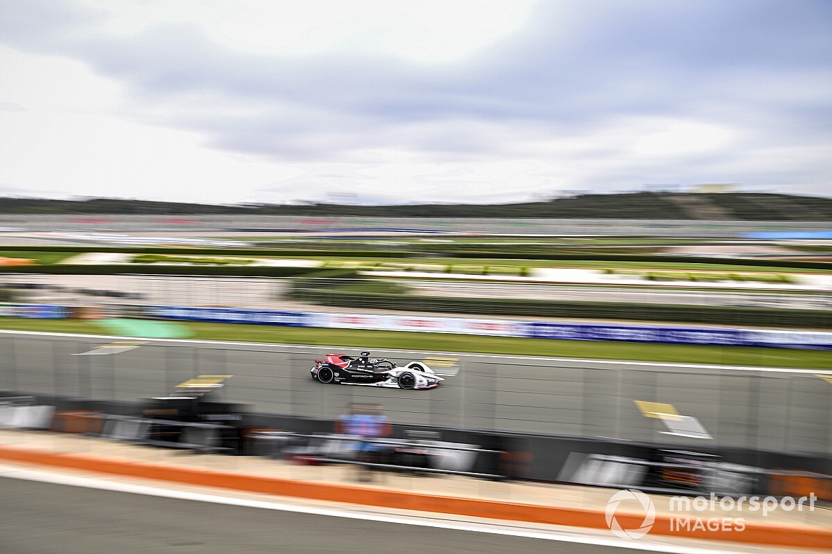 Valensiya E-Prix 3. antrenman: Lotterer lider, Porsche 1-2
