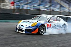 Porsche: Mohr vence novamente e título da GT3 Cup será decidido na última prova