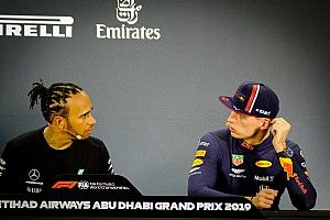 Marko: Verstappen talán gyorsabb, de nem jobb, mint Hamilton