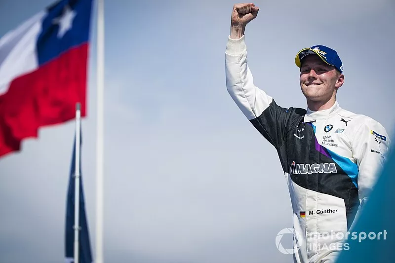 Il vincitore della gara Maximilian G&uuml;nther, BMW I Andretti Motorsports festeggia sul podio