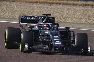 Kubica first to drive new Alfa Romeo in Barcelona test