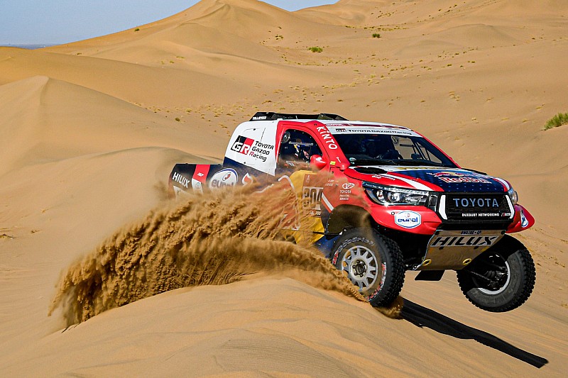 Dakar, Auto, Tappa 2: vince De Villiers, ma Terranova è leader