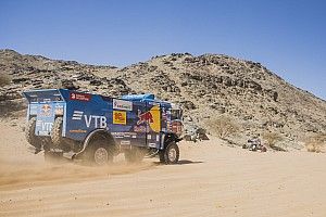 Dakar, Camion, Tappa 1: Shibalov apre con il Kamaz