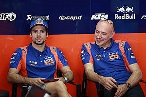 Oliveira cede al dolore: il weekend di Sepang è finito per lui