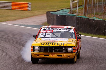 Paulo Gomes participa dos 500 km de Interlagos pela Old Stock com novo pneu slick