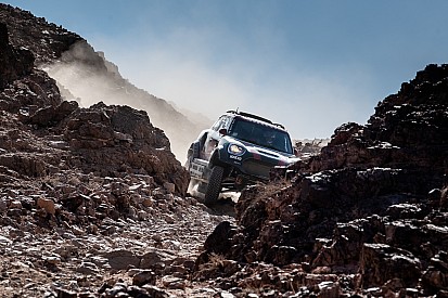 Dakar: terza tappa ad anello ed in altitudine