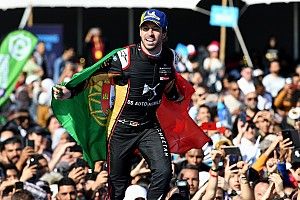 Дубль DS Techeetah сделал да Кошту чемпионом Формулы Е