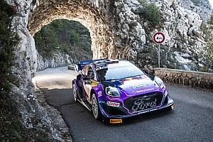 Megindult a gigászok csatája a WRC-ben – Ogier egy hajszállal Loeb előtt