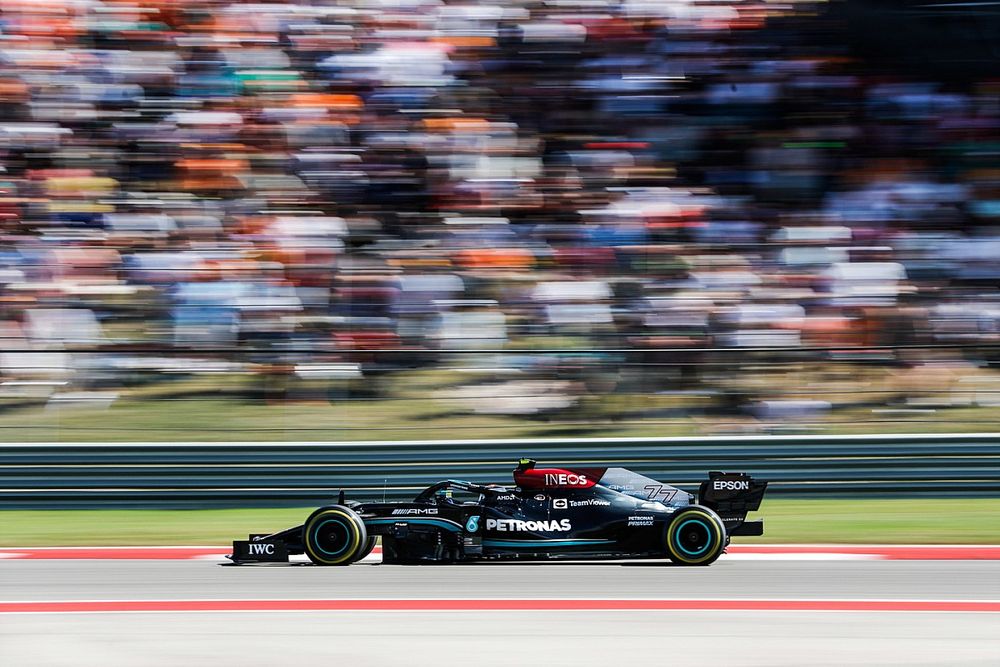 Bottas najszybszy w pierwszym treningu