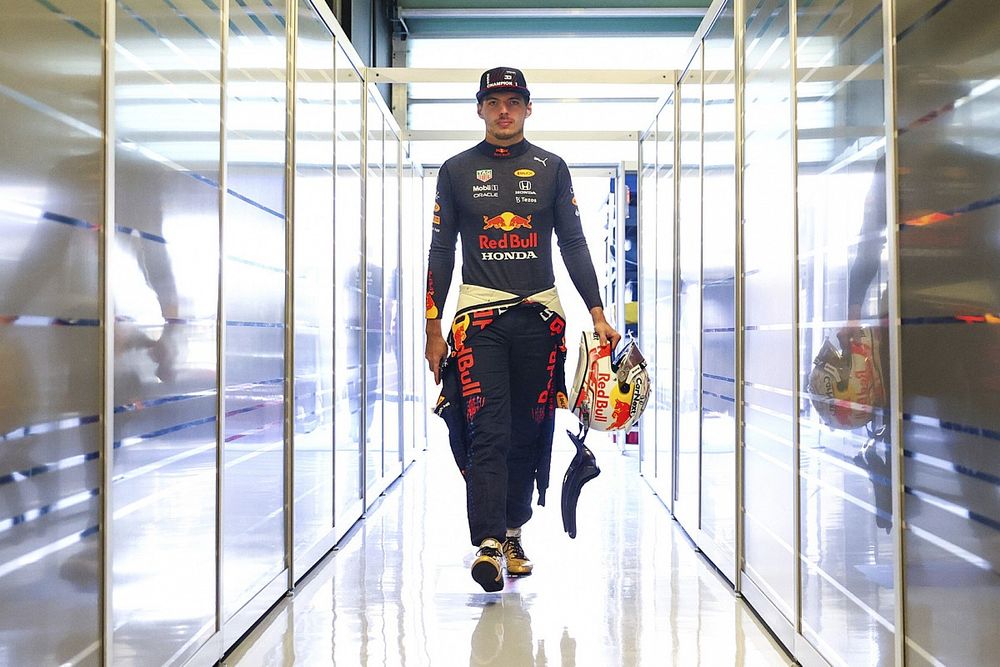 Sudah Juara Dunia, Gaya Balap Max Verstappen Akan Berubah