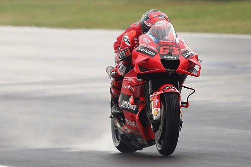 Ducati kettős siker a MotoGP időm&eacute;rőj&eacute;n, Quartararo csup&aacute;n a 15.