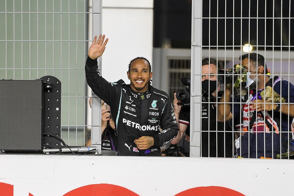 Hamilton, pole: "El viernes me dolía la tripa, anoche dormí bien.."