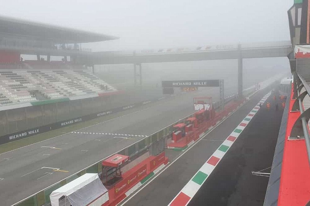 Ferrari Challenge | Q2 cancellate per nebbia al Mugello