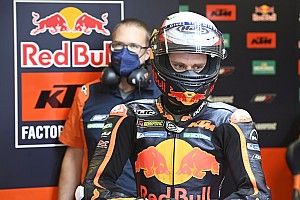 Crash karena Ban Dingin, Brad Binder Merasa Bodoh