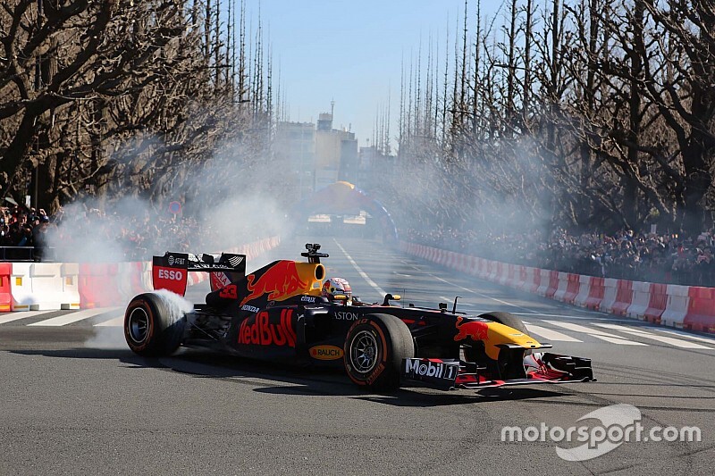 VIDEO: Red Bull Racing maakt promo-opnamen in Nederland