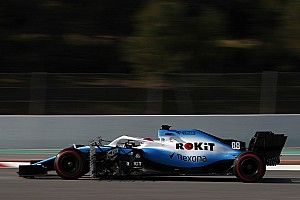 Kubica admite que Williams colocou carro “comprometido” na pista