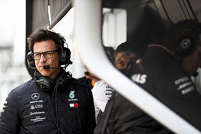 Mercedes confirma participação em 2ª temporada da série da F1 no Netflix