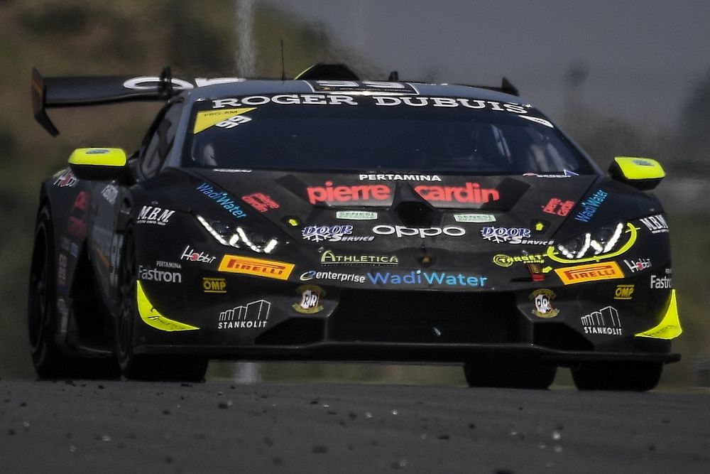 Следим за россиянином на финале Super Trofeo в Мизано