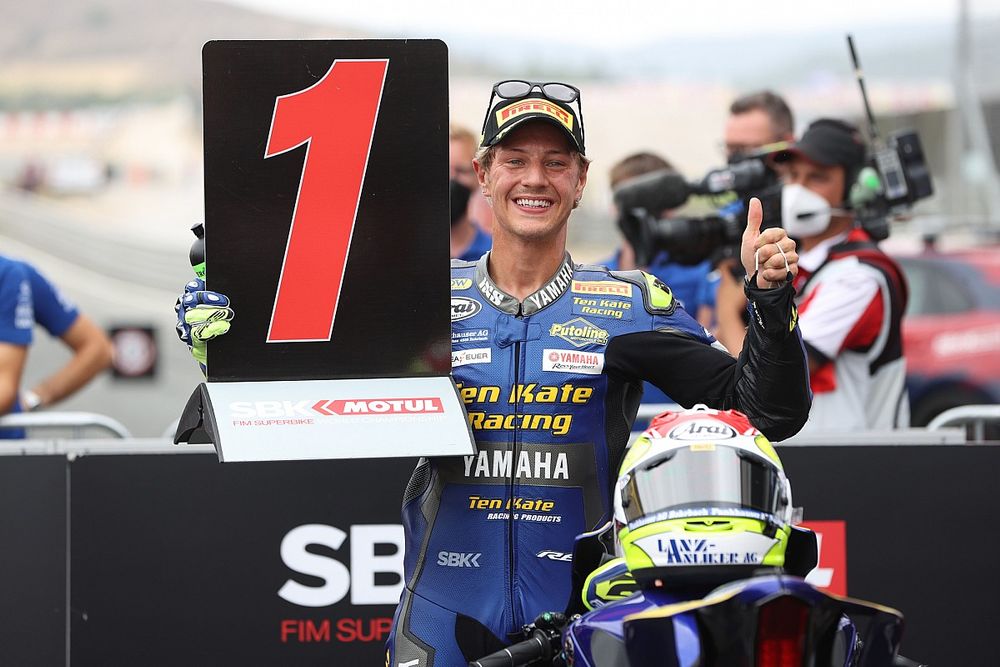 Hasil Race 2 WSSP Navarra: Aegerter Menang berkat Red Flag, Galang Crash 2 Kali