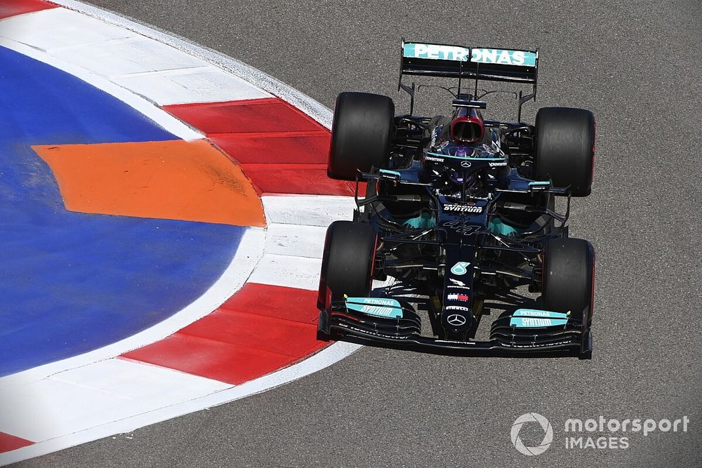 Hamilton to take 10-place grid penalty at Turkish GP for fresh Mercedes engine