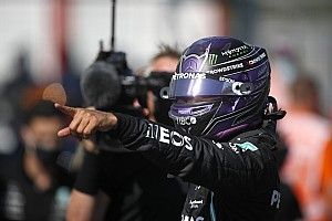 Hamilton: "Yuhalandığımda harika hissetmem ama bu beni kamçılar"