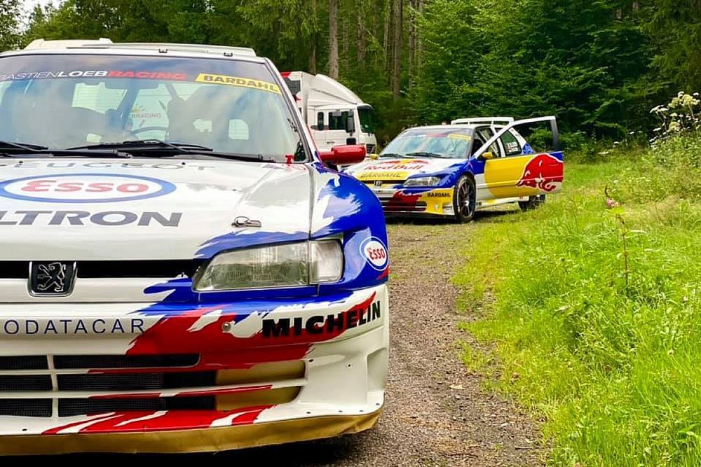 Loeb i Delecour sprawdzali Peugeoty