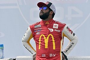 NASCAR red flags Talladega race with Bubba Wallace leading