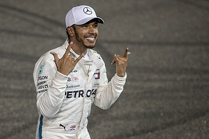 Hamilton beats Verstappen in team bosses' F1 top 10