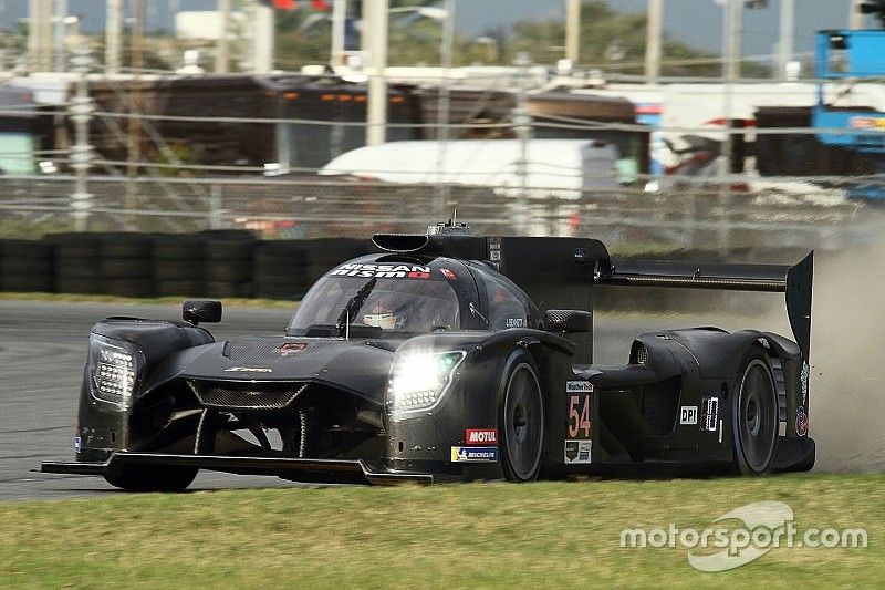 #54 CORE autosport Nissan DPi, DPi: Jonathan Bennett, Colin Braun, Romain Dumas, Loic Duval