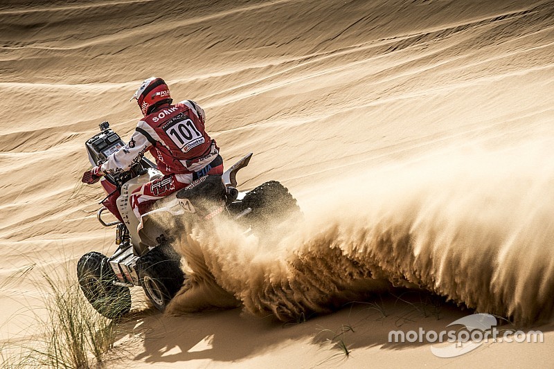 Sonik wiceliderem Desert Challenge, Prokop przyholował Przygońskiego