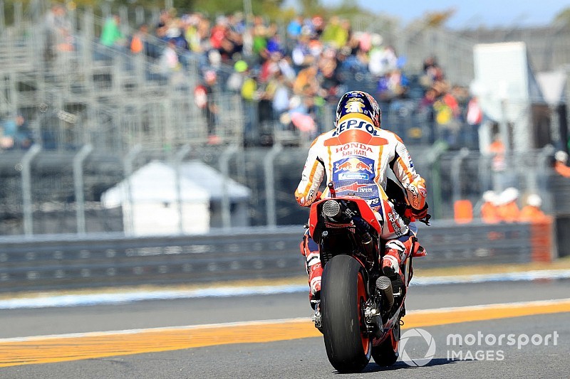 Marquez örül neki, hogy az első adandó alkalommal bajnok lett - Crutchlow és Rins is ünnepelnek