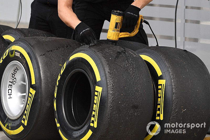 Több mint 30 kört ment lágyon Verstappen és Sainz a Japán Nagydíjon