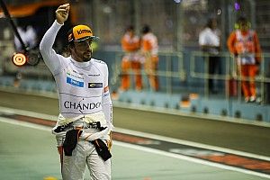 Alonso nem pihen, Szingapúrból a Toyota főhadiszállására ment