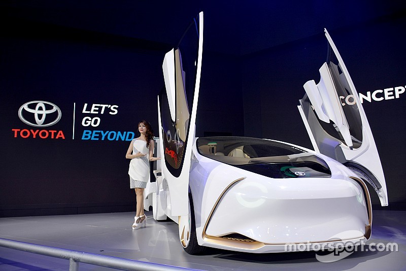 Menatap masa depan bersama mobil konsep Toyota