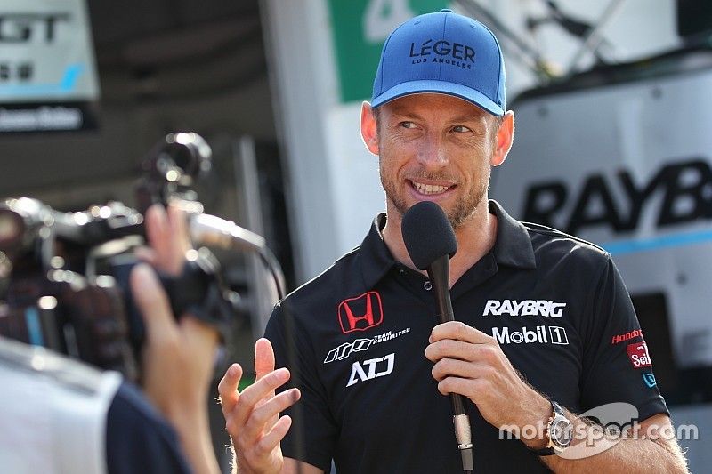 Баттон пристыдил соперников по Super GT за ложь и командную тактику