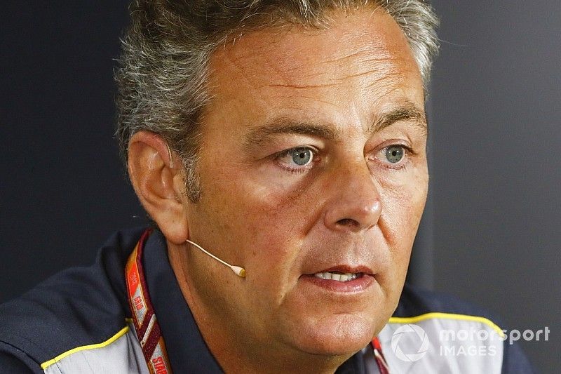 Pirelli, Isola: "A Suzuka potremmo vedere livelli di usura e degrado più elevati del solito"