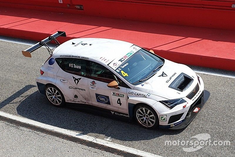 Tavano coglie il successo in Gara 2 ad Imola ed è leader