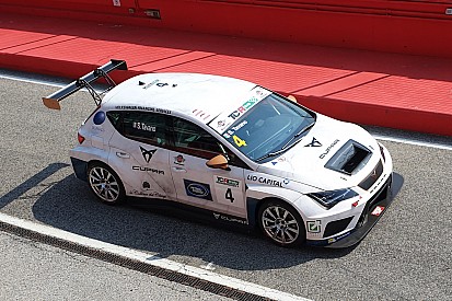 Tavano coglie il successo in Gara 2 ad Imola ed è leader