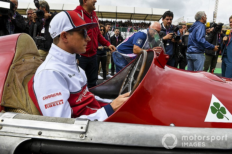 Räikkönen kikapott a Youtube-sztártól: "Az életben egyszerűbb"