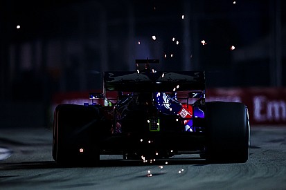 A Honda újabb problémája miatt ismét motort cseréltek Kvjat autójában