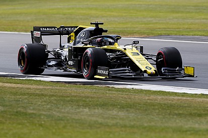 Ricciardo: "Frustrating" Renault upgrade decisions paying off