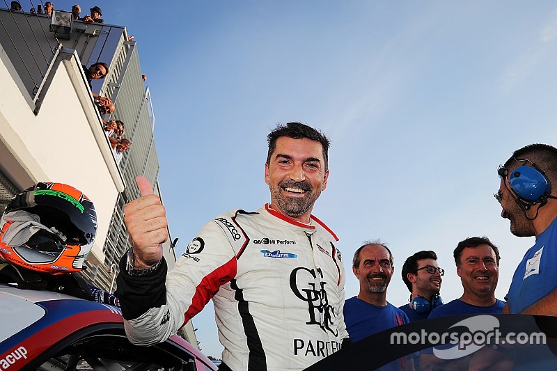 Carrera Cup Italia, Vallelunga: Cassarà esulta per il weekend perfetto