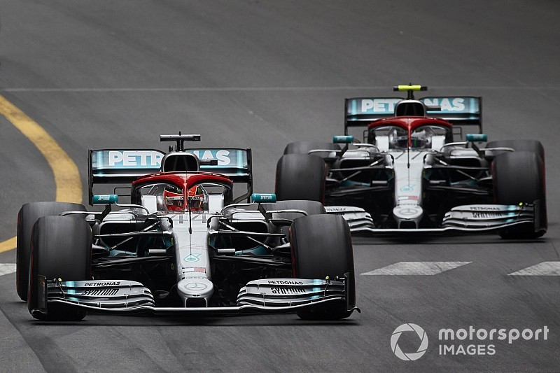 Hamilton verwacht nieuwe motorupgrade van Mercedes in Canada