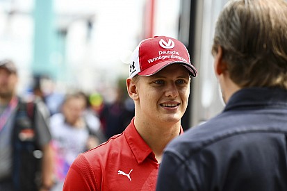Ralf Schumacher szerint Micknek jó esélye van Vettel helyére